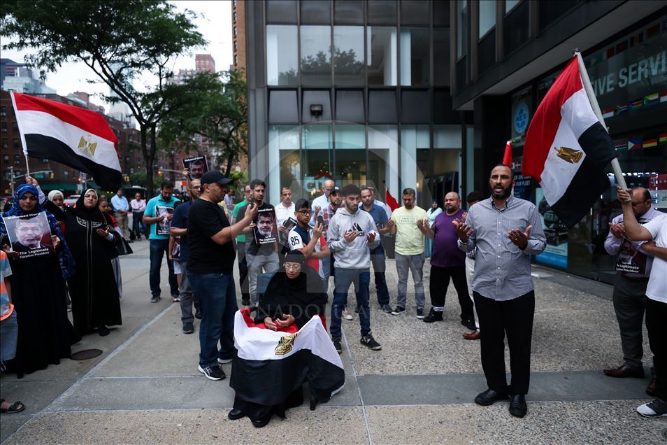 Demonstration for Mohamed Morsi in New York