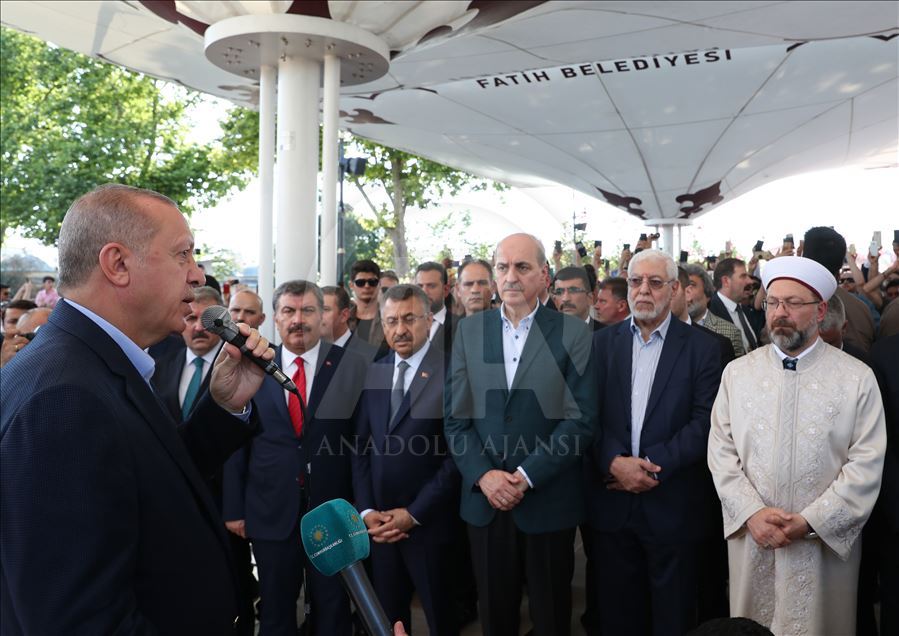 اقامه نماز غایب برای مُرسی با حضور اردوغان در استانبول