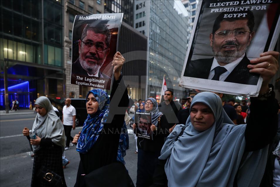 Demonstration for Mohamed Morsi in New York