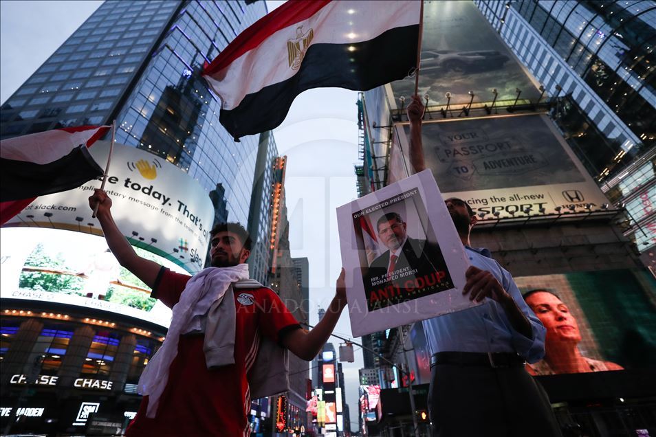 Demonstration for Mohamed Morsi in New York