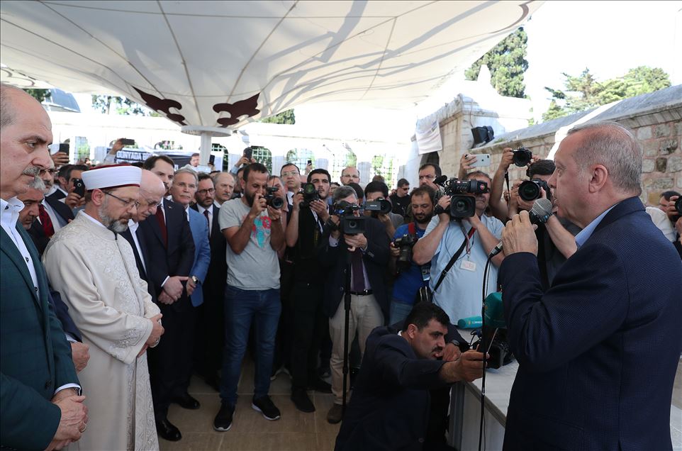 Erdogan: Nisam uvjeren da je do Morsijeve smrti došlo u normalnim okolnostima