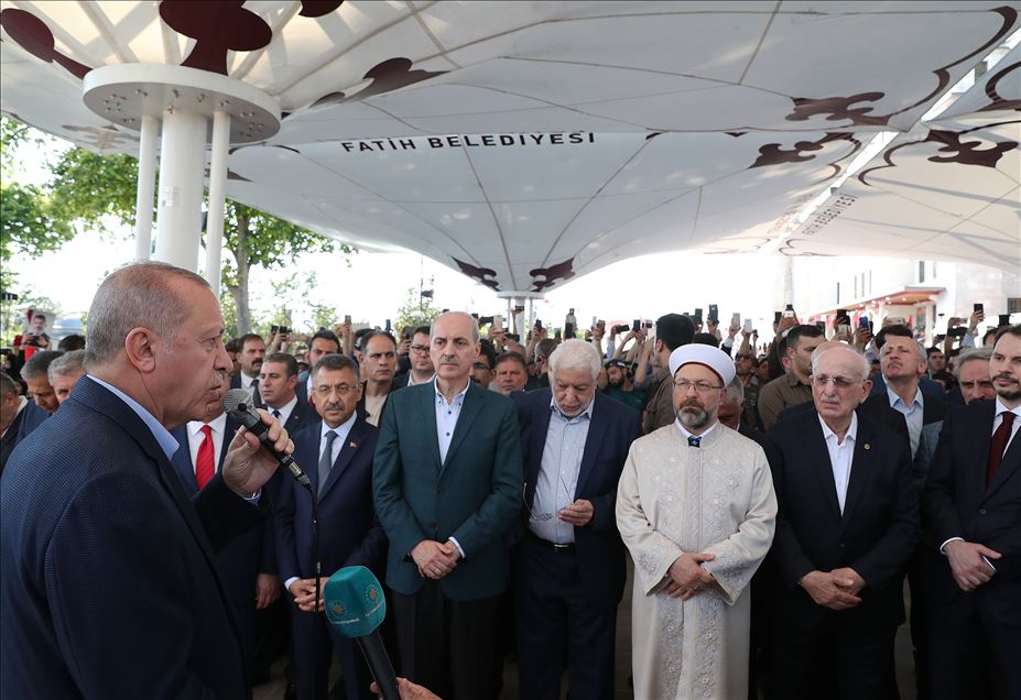Erdogan: Nisam uvjeren da je do Morsijeve smrti došlo u normalnim okolnostima