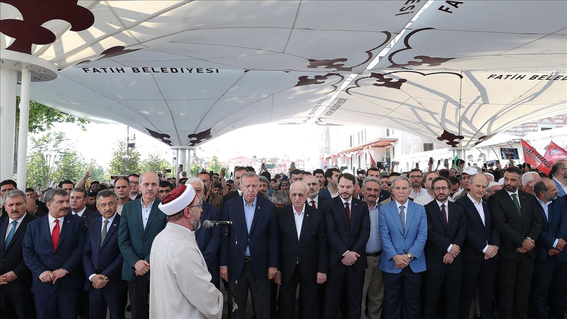 اقامه نماز غایب برای مُرسی با حضور اردوغان در استانبول