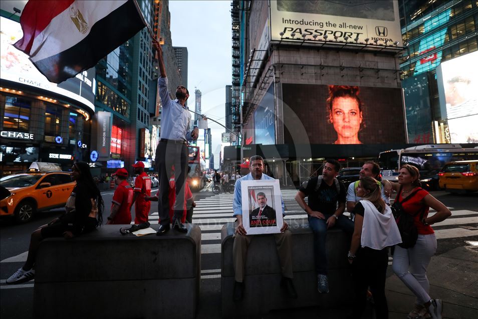 Demonstration for Mohamed Morsi in New York