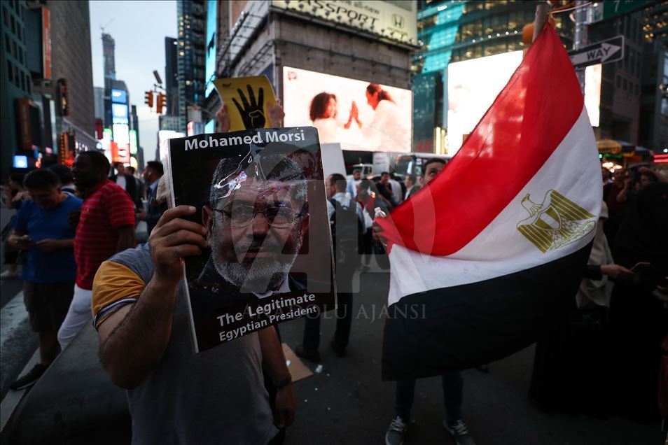 Demonstration for Mohamed Morsi in New York