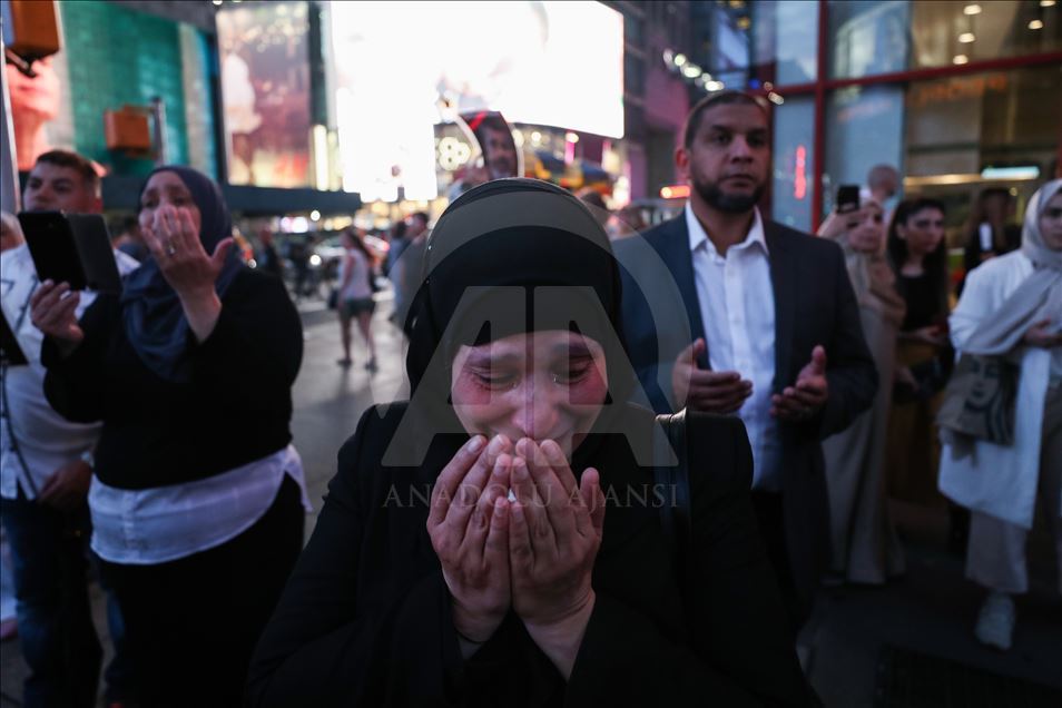 Demonstration for Mohamed Morsi in New York