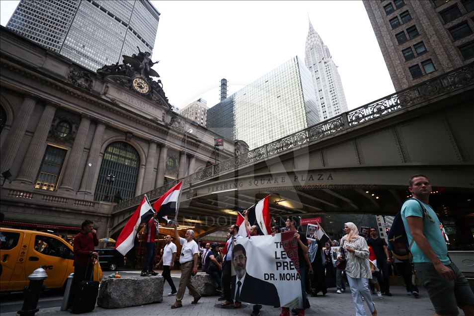 Demonstration for Mohamed Morsi in New York