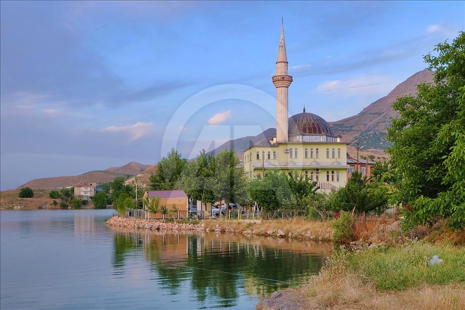 Doğu'daki şirin köy konuklarını bekliyor