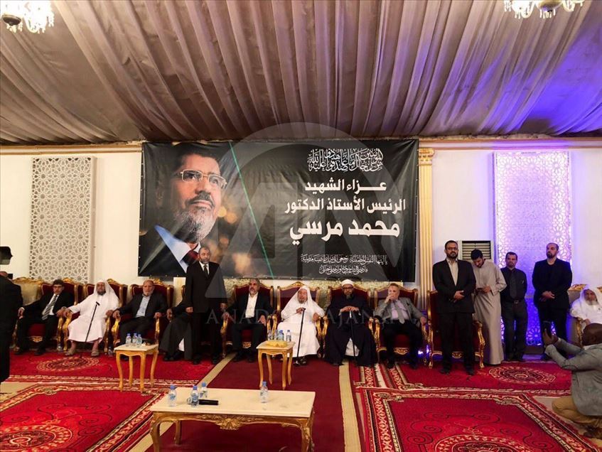 خيمة عزاء لمرسي بالدوحة