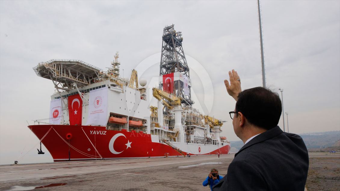 Enerji Bakanı Dönmez, Yavuz Sondaj Gemisi Uğurlama Programı'na katıldı