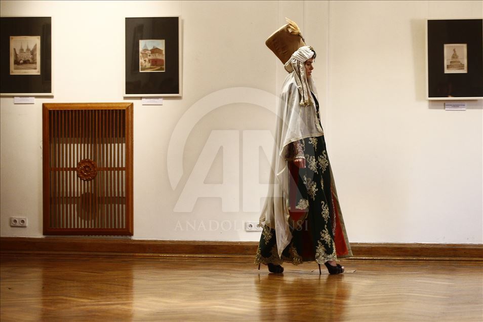 Moscow show spotlights Ottoman styles for modern age
