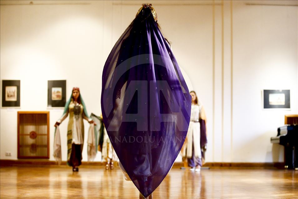 Moscow show spotlights Ottoman styles for modern age