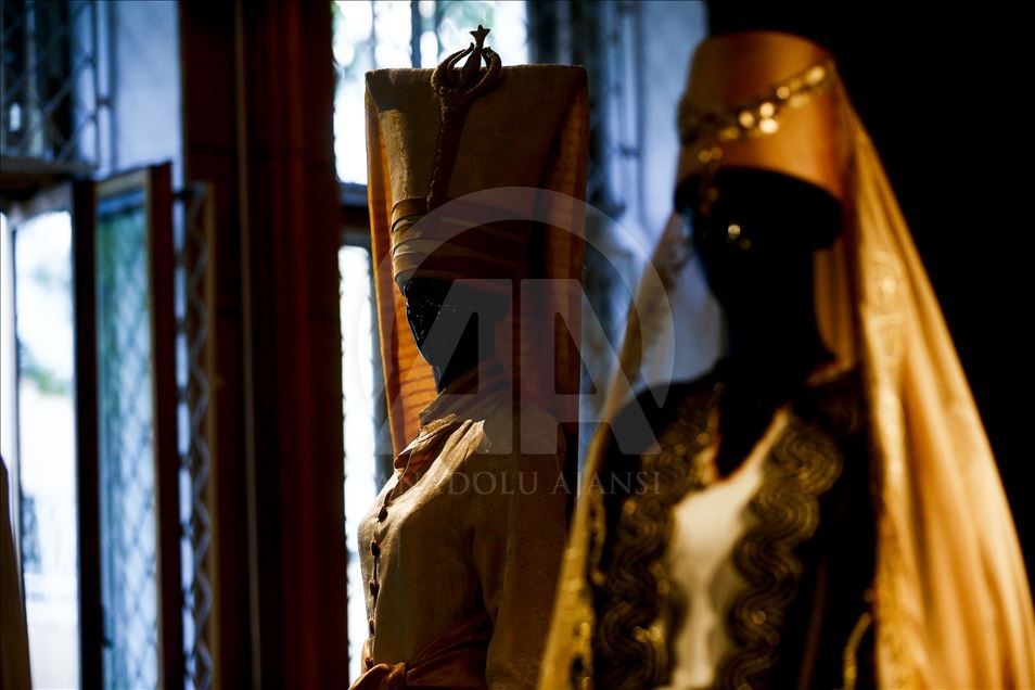 Moscow show spotlights Ottoman styles for modern age