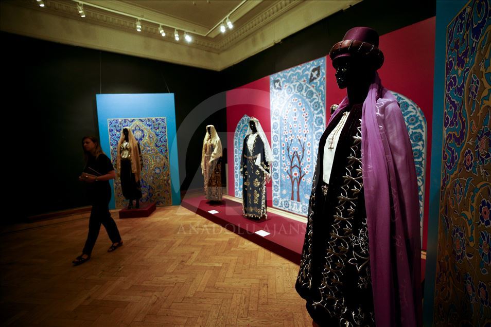 Moscow show spotlights Ottoman styles for modern age