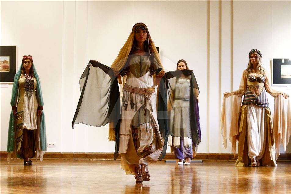Moscow show spotlights Ottoman styles for modern age