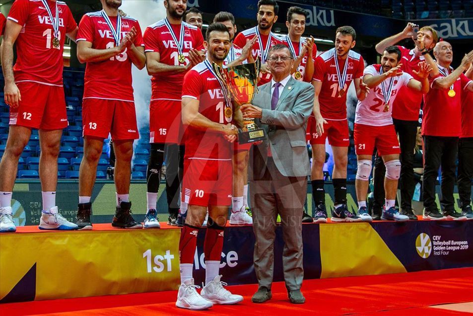 A Milli Erkek Voleybol Takımı şampiyon oldu