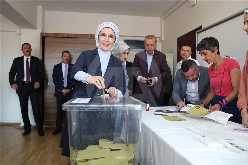 اردوغان در انتخابات شهرداری استانبول شرکت کرد
