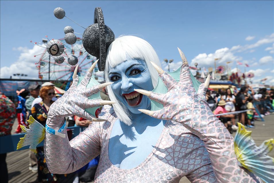 Desfile de sirenas de Coney Island 2019