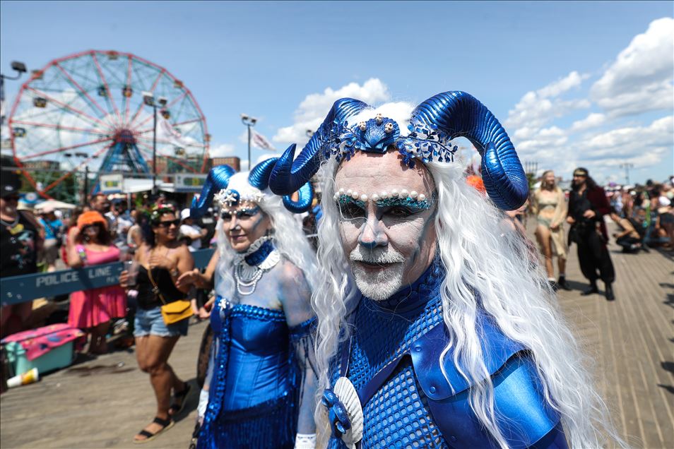 Desfile de sirenas de Coney Island 2019