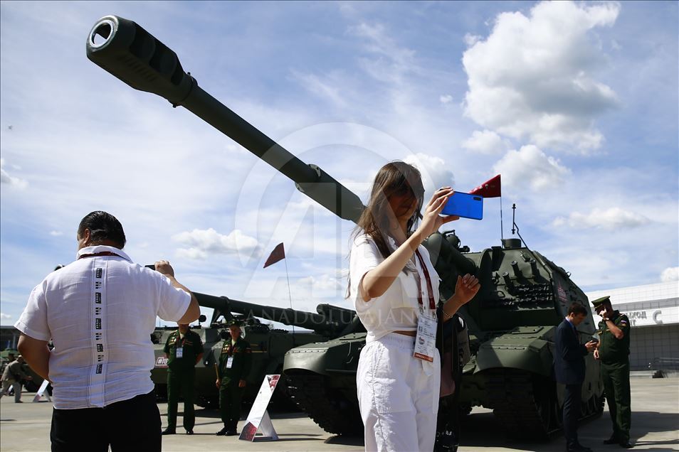 Rusya'da "Armiya-2019" forumu başladı