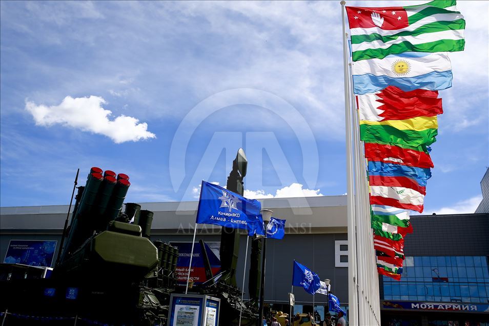 Rusya'da "Armiya-2019" forumu başladı