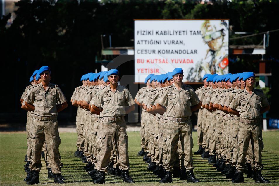 Turkish officer candidates complete 3rd Term Commando Basic Course in Izmir