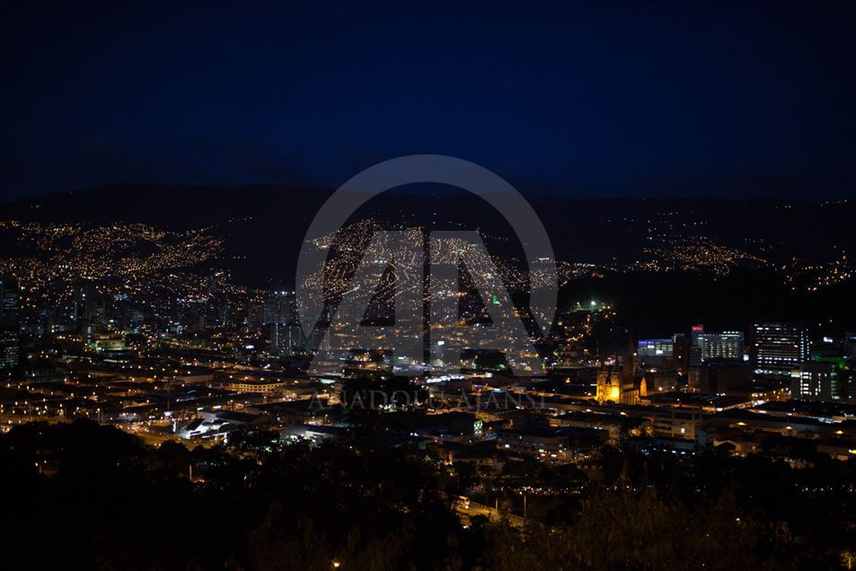 Atardecer en Medellín, Colombia