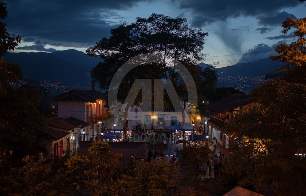 Atardecer en Medellín, Colombia