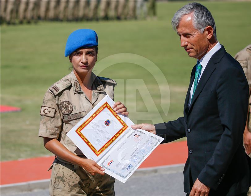 Turkish officer candidates complete 3rd Term Commando Basic Course in Izmir