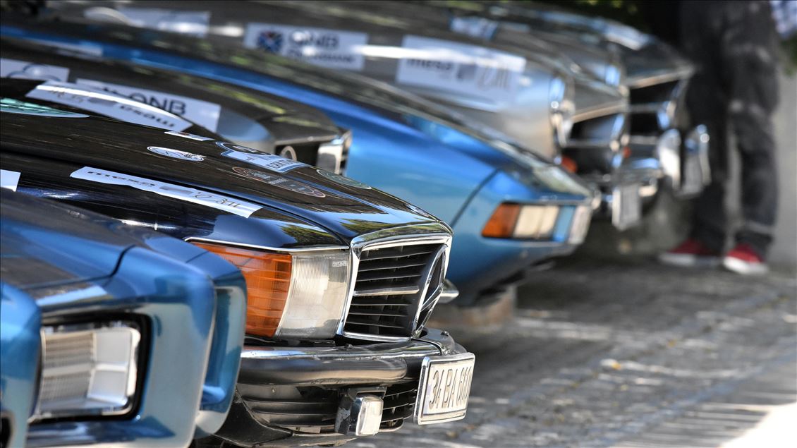 Klasik otomobil tutkunları rallide buluştu