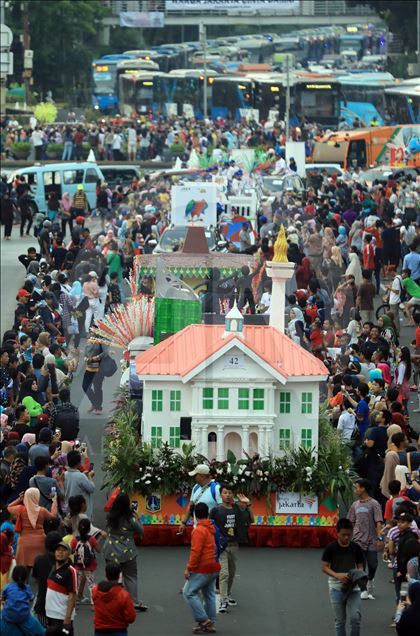 Karnaval Ulang Tahun Jakarta Ke-492