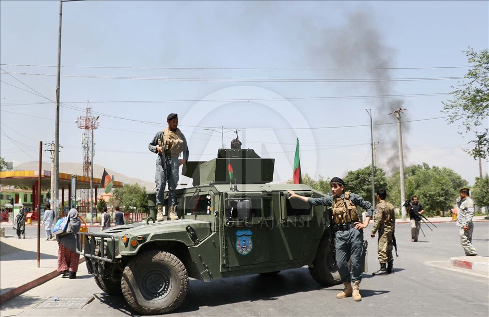 کشته و زخمی شدن ده‌ها نفر در انفجار انتحاری در  پایتخت افغانستان