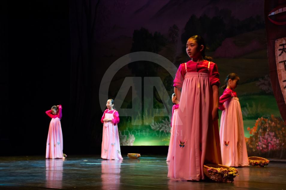 Ballet folclórico de Corea llega a Colombia