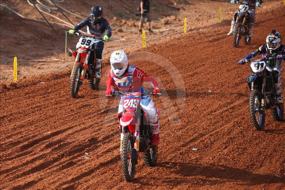 Kejuaraan Dunia Motocross MXGP di Palembang