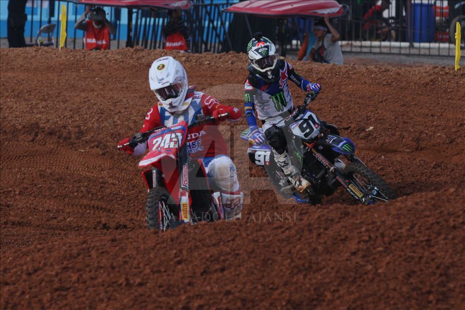 Kejuaraan Dunia Motocross MXGP di Palembang