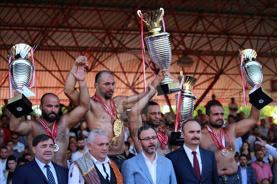 658. Kırkpınar Yağlı Güreşleri