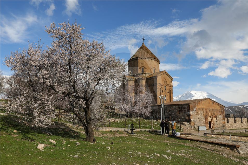Van Gölü'nün adaları daha "hassas" korunacak