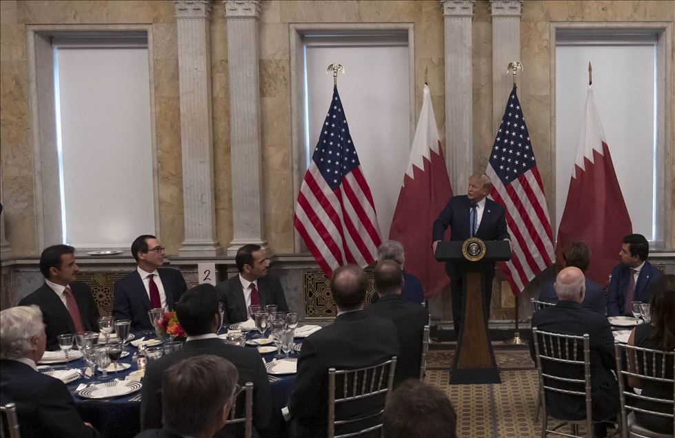 ترامب يشيد بالعلاقات مع قطر ويصف أميرها بـ"الصديق الرائع"
