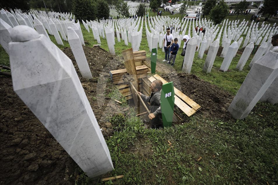 Ahead of 33 Srebrenica Genocide victims' burial