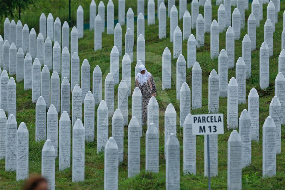 Peringatan 24 tahun tragedi Srebrenica