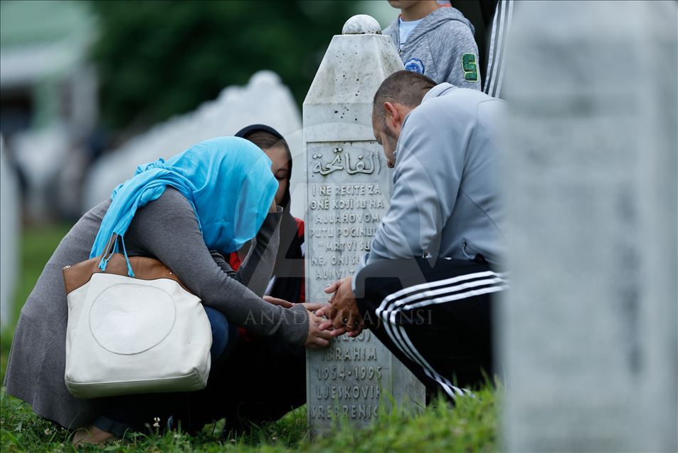 Peringatan 24 tahun tragedi Srebrenica