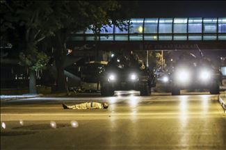 Turska: Borba građana protiv FETO pučista kroz fotografije AA