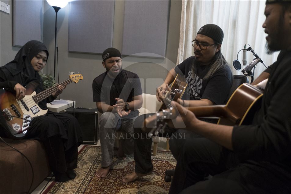 Al Farabi Band - Muslim Heavy Metal Band