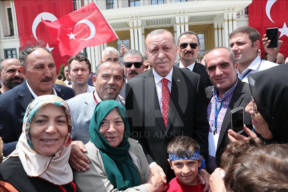 Эрдоган почтил память жертв событий 15 июля
