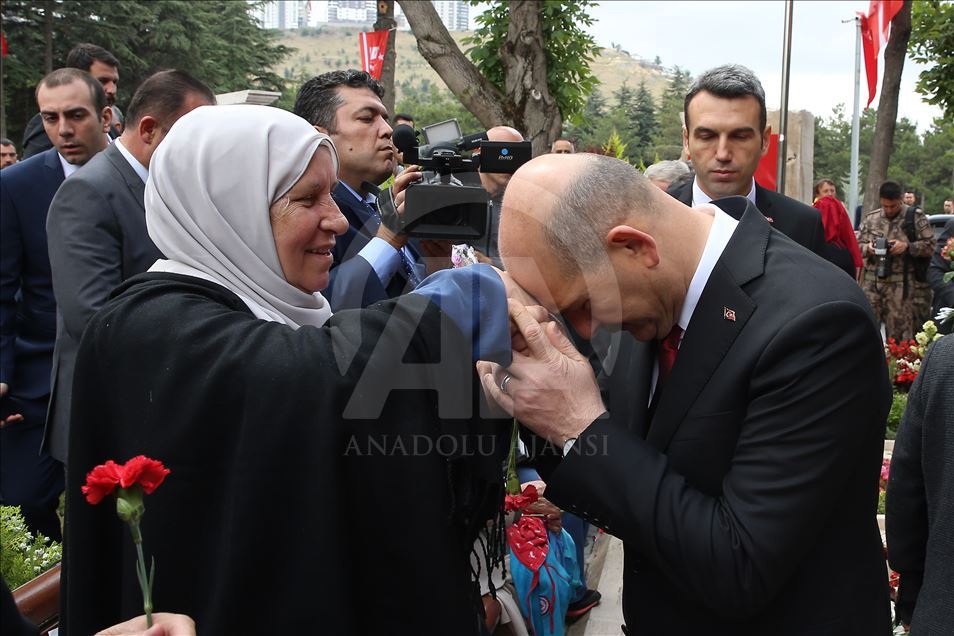 15 Temmuz Demokrasi Şehitliği'nde anma