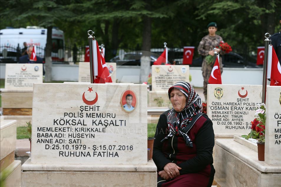 15 Temmuz Demokrasi Şehitliği'nde anma