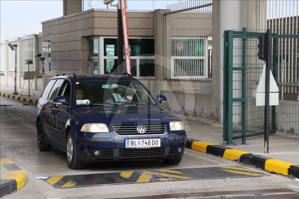 Kapıkule'de gurbetçi yoğunluğu