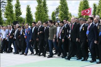 Turquie : le président Erdogan se rend au mémorial des martyrs du 15 juillet à Ankara