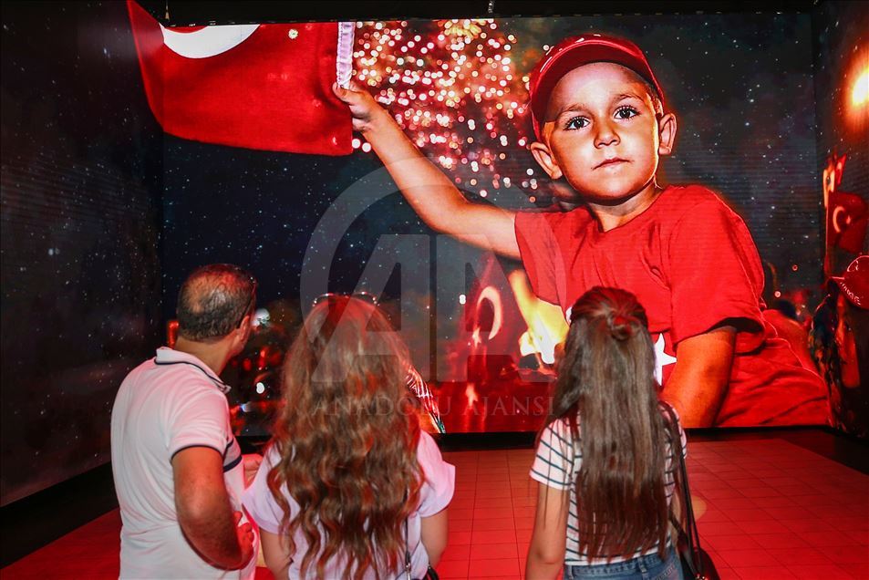 AA'nın "Dijital Gösterim Merkezi"ndeki videosuna yoğun ilgi