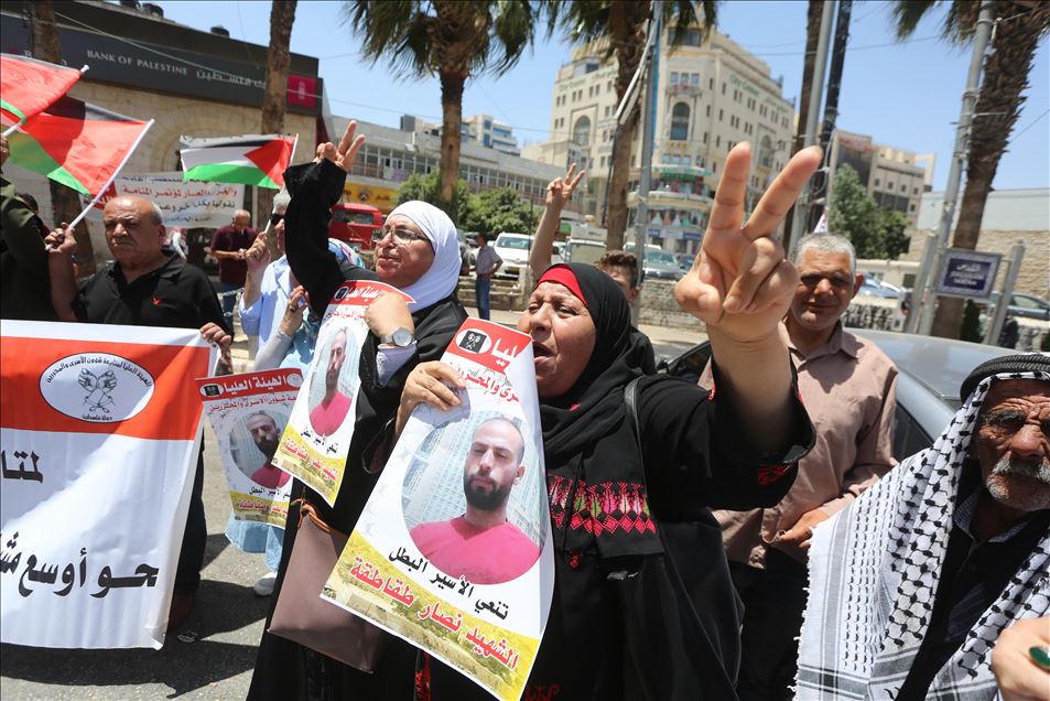 تنديد فلسطيني بحادث استشهاد المعتقل "طقاطقة"